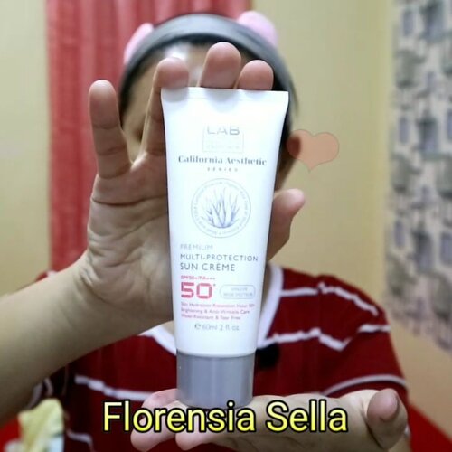 Sunscreen ku dari Althea beberapa hari lalu udah habis, sekarang mau coba sunscreen ini..😍.Udah alu coba beberapa hari ini, hasil nya bagus, ringan, bikin kulit lembab, dan glowing..💕💕.Oh ya, sunscreen ino dari @innolab.skincare guys.Aku beli ini di  @hicharis_official kalo kalian mau coba juga, aku bakalan kasih link nya di bio yah biar bisa langsung klik..😁.#clozetteid #charispick @charis_celeb #charisreview #charisceleb #charis #sunscreen