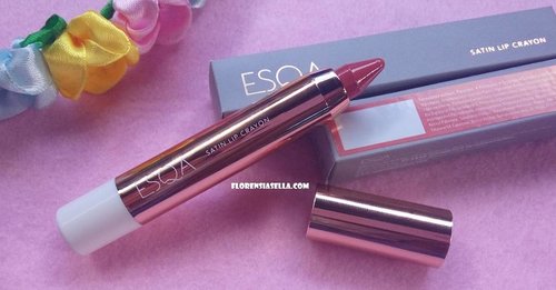 Salah satu warna yang aku suka dari @esqacosmetics 😍

Review lengkapnya ada di blog ya..😊
http://bit.ly/ReviewESQACOSMETICS-Sella

#clozetteid #esqacosmetics #Lipcream #Lipcrayon #Beautiesquad #BVloggerid #beautynesiamember #kbbvmember