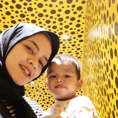 wefie with le croissant 💓..#Clozetteid #yayoikusama #kenzialkahfirakasiwi