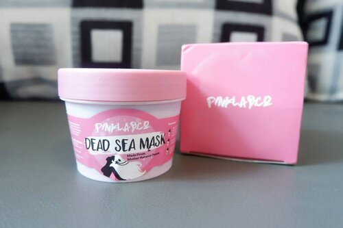 Sukaaaa sama wanginya 😘💖 Thankyou @pinklab.co 👌Review lengkap ada di www.aliceolice.com #deadseamask #pinklab #pinklabco #localproduct #madeinIndonesia #produklokal #maskerlumpur #reviewmasker #review #deadseamaskreview #maskreview #acnemask #blogger #medanbeautygram #clozetteID #beautynesia