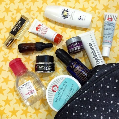 My Travel Mess : The Skincare.
Emphasize in hydration, mini sized and sun protection:
✈️ @glamglow_ind Youthmud.
✈️ @firstaidbeauty Facial Radiance Pads.
✈️ @firstaidbeauty Ultra Repair Lip Therapy.
✈️ @bioderma_indonesia  Sensibio Micellar Water.
✈️ @firstaidbeauty Face Cleanser.
✈️ @kiehlsid Midnight Recovery Concentrate.
✈️ @kiehlsid Super Multi Corrective Cream.
✈️ @indeedlabs Hydraluron Moisture Serum.
✈️ @originsusa GinZing Eye Cream.
✈️ @josiemarancosmetics Argan Oil.
✈️ @heroinemake Kiss Me Sunkiller.
✈️ @elizandjames Nirvana Black.
.
#cotw #clozetteid #TravelBeauty
.
#firstaidbeauty #kiehlsid #indeedlabs #hydraluron #heroinemake #origins #josiemaran #elizabethandjames #glamglowindonesia #biodermaindonesia #facialradiancepads #liptherapy #micellarwater #midnightrecoveryconcentrate #supermulticorrectivecream #ginzing #youthmud #arganoil #hellosexy #glamaholic #skincarelover #travelskincare #skincareaddict #instabeauty #fdbeauty #bbloggers #nirvana