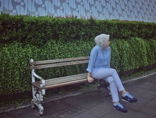 Yass, Long weekend sudah didepan mata. Gak long weekend sih sebenernya, tapi karna cuti di hari kejepit jadilah libur 4 hari 😎😎 and i'm ready for short escape from daily routine 🎉...#ClozetteID #personalblogger #personalblog #indonesianblogger #lifestyleblog #Hijab #likeforlikes