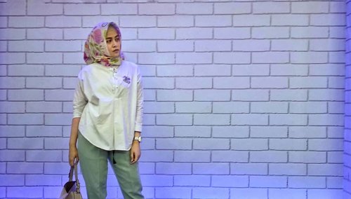 H - 2 .
.
.
#ClozetteID #hijabblogger #Hijab #IndonesianBlogger #lifestyleblogger #Lifestyle #lovephotos #likeforlikes