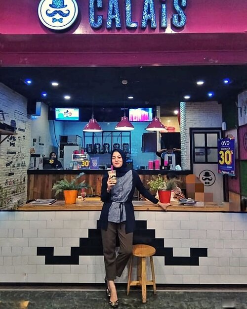 Never say No for boba milk tea🥤....#ClozetteID #ShoxSquad #personalblogger #hijabbloggers #likeforlikes