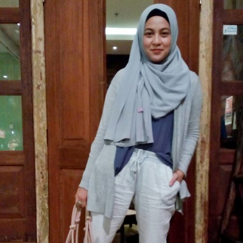 Instant hijab @shakirahanifamodest ini enak banget dipakenya #recommended ...#endorse #clozetteid #instadaily