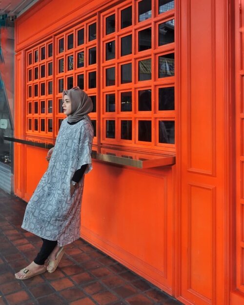 Think Orange 🍊...#ClozetteID #ShoxSquad #likeforlikes