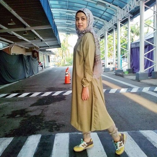 TGIF
#hijabfashion #chichijab #modestyisgorgeous #photooftheday #clozetteid
