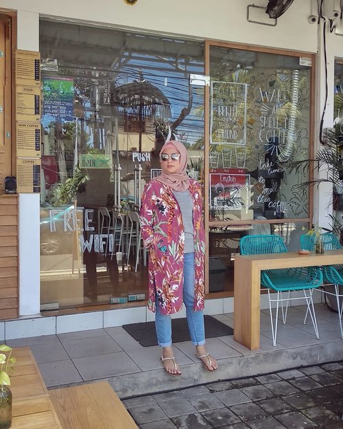 Sunday in Bali ....#ClozetteID #ShoxSquad #personalblogger #personalblog #indonesianblogger #lifestyleblog #Hijab #likeforlikes