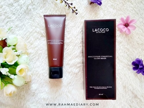 Finally, my 1st experience on mud mask and 1st blog post in September is here! Review Lacoco Amazonian Charcoal Glow Mask @lacoco.id x @beautiesquad 
#Beautiesquad
#LacocoenNature #BeautiesquadxLacoco
