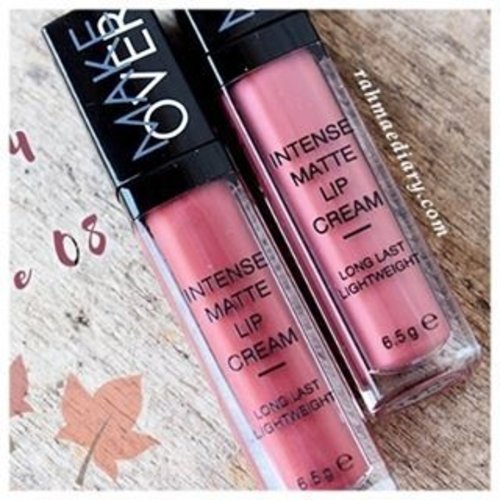 Pink ungu-ungu lucu. These are my colors ! ! ! Make Over Intense Matte Lip Cream in Vanity 04 and Libertine 08. cek reviewnya di sini http://www.rahmaediary.com/2016/11/make-over-intense-matte-lip-cream.html #makeover #makeoverintensemattelipcream #mattelipstick #clozetteid #makeup #lipstickjunkie #bloggerindonesia #femaleblogger #beautyblogger #KEB #bloggerperempuan