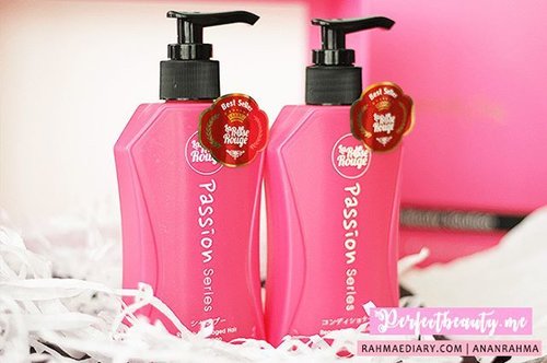 La rose rouge shampoo and conditioner dari @perfectbeauty_id . .formulated for damaged hair. . . :) review link in bio .
.
#clozetteid #productreview #beautyreviewer #reviewer #unboxing #review #beautybox #perfectbeauty #instagood #beauty #beautygram #pink #beautyblogger #bloggerlife #bloggerindonesia #instadaily #instabeauty #indonesianbeautyblogger #bloggerperempuan #indonesianfemaleblogger