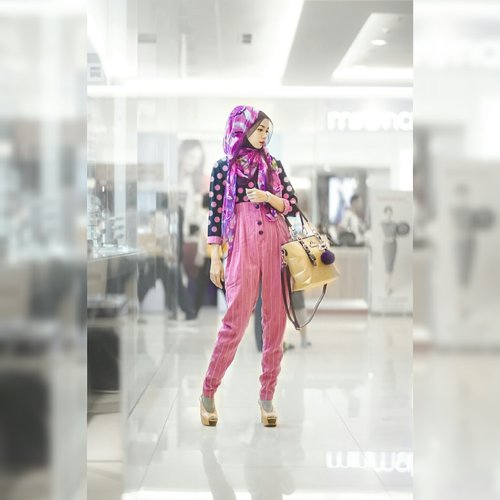 Active and stylish#ClozetteID #GoDiscover #HitnRun #ootd #hijabstyle #hijabindonesia