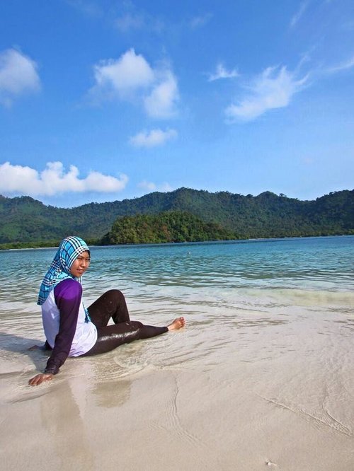 Yuuuk Intip Indonesia Lebih dalam Lagi :D kita mainmain sama indahnya ciptaan Yang MAHA KUASA 0:)
#Holiday #Lampung #krakatau #Hijab 