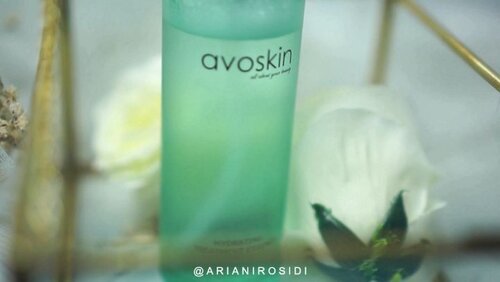 Sesuka itu sama @avoskinbeauty HTE formula baru.Bikin makeup aku tahan lama, halus banget, dan nyatu banget di kulit aku.Kamu udah cobain juga @avoskinbeauty HTE formula baru gengs? Suka gaa kaya aku suka banget sama diaaa?#clozetteid #avoskinHTE #settingspray