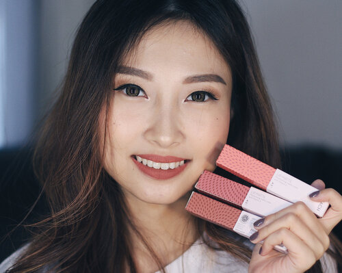 New video is up! 👌🏻✨ I swatch 3-my most favorite-shades from @zap_beauty lip matte also review them! Swipe for the swatches 👉🏻 which one is your favorite? 😉 #AsBeautifulAsYou_____Anyway, #ZapBeautyLipMatte diklaim sebagai lip matte yang kaya akan skincare, bisa membuat bibir kita lebih sehat dan lembab 👌🏻 Nonton full reviewnya di Youtube yaa 😛_____#ClozetteID #ZapBeautyLipMattexClozetteID #ClozetteIDReview