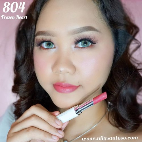 💋
It's finally up on my blog guys!
Bibir kering wajib baca deh ini, karena produk ini emang beneran ngga bikin kering dibibir
--
[SWIPE LEFT TO SEE MORE]

REVIEW + SWATCHES Red-A Matte Lipstick is up on www.niiasantoso.com

Which one is your favorite?

@myred_a @beautyjournal
#sociollabloggernetwork #beautyjournal #redamattelipstick #BeautygoersID #beautybloggerindonesia  #beautyblogger #clozetteid