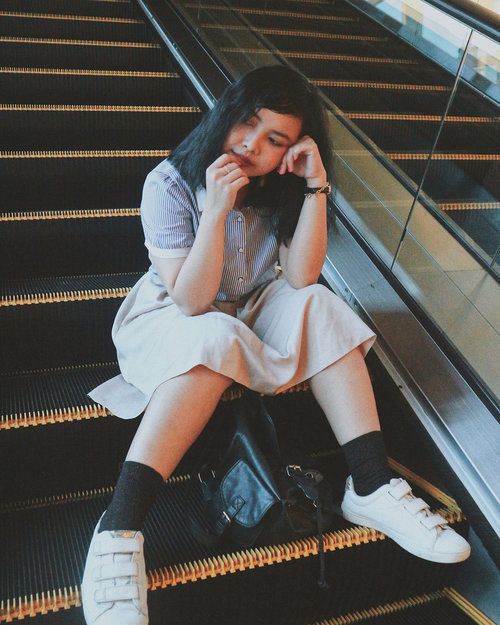 God knows about the hundreds of unwritten blog posts I created in my mind but couldn’t articulate into words :,)) how about you my fellow-bloggers?
.
.
.
#clozetteid #charisceleb #asiangirls #fashion #styleblogger #outfitoftheday #blogger