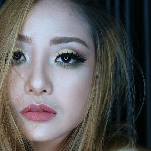 ✨ Sexy is all about . . . Expression ✨
.
.
#motd #fdbeauty  #clozetteid  #makeupartistworldwide  #anastasiabrows #ivgbeauty #make4glam #makeuplover #wakeupandmakeup #indobeautygram #makeupaddict  #amazingmakeupart #anastasiabeverlyhills #belajarmakeup  #tutorialmakeup #beautyguruindonesia #makeuptips  #beautygram #instamakeup #muablora #absolutenewyork #fotd