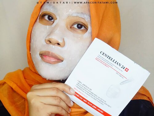 #FirstImpressionbyTami.Cobain sheet masknya @centellian24 yang 'pastinya' menggunakan Centella asiatica dan alhamdulillah essencenya lebih manusiawi di wajah aku yang berminyak 🙈 Sebenarnya ga terlalu cepat nyerap juga walaupun aku lagi di ruangan berAC. Tapi seenggaknya ga berasa greasy.  Essencenya banyak, bisa dipakaikan juga ke leher tangan bahkan kaki hihi. Oya ini ada versi creamnya juga. Karena baru coba sekali, belum begitu ngerasain efek yang gimana2. Lembab udah pasti. "Udah dicobain creamnya?" Belum 🤭 Cicil dulu kali ya cobanya supaya tau gimana reaksinya di kulit aku 🙏.Bagi kalian yang mau coba dan beli bisa langsung ke link khusus 👉 ((hicharis.net/tamioktari/cU7)) 👈 supaya dapat diskon. Dan harganya udah paket termasuk sheet mask dan creamnya💕.Review lengkap insyaallah nyusul di blog ya.#hicharis #charisceleb #centellian24 #madecaderma #madecadermamask #koreanskincare #ClozetteID