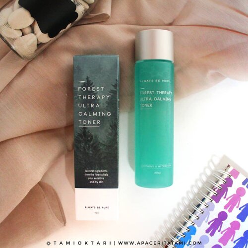 #MiniReviewbyTami.Udah pada kenal dengan brand asal Korea ini belum? Ini adalah salah satu produk dari @always_be_pure Forest Therapy Ultra Calming Toner yang klaimnya bisa menenangkan kulit yang iritasi dan menghidrasinya juga. Toner ini termasuk hydrating toner yang bisa dipakai setiap hari, pagi dan malam. Wanginya enak, fresh menurutku. Sebenarnya toner ini ditujukan bagi pemilik kulit kering dan sensitif. Kalau sensitif sih iya tapi kulitku ga kering melainkan oily. Dan masih cocok di kulit oily bahkan pas aku pakai malamnya, paginya wajahku ga begitu oily..Ah iya, produk ini juga fungal acne friendly ya. Ga ada bahan pemicu fungal acne disini. Ku bahagiaaa🎶 Ga ada alkohol dan paraben juga lho~♡.Memang belum banyak online shop Indonesia yang jual. Tapi jangan khawatir, kalian bisa cari produknya di @sitizhong18 🛍.Review lengkapnya langsung ke blog yuk 👉 ((bit.ly/ABPtoner)) 👈 atau langsung klik link di bio yah👩‍💻.#AlwaysbePure #AlwaysbePureIndonesia #SkincareRoutine #KBeauty #KoreanCosmetics #ForestToner #ClozetteID