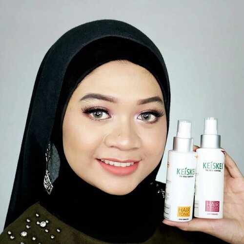 Hai temen-temen! Baru-baru ini aku nyobain hair care dari @keiskeiindonesia, yaitu Hair Tonic untuk permasalahan rambut gampang rontok dan Hair Perfume untuk rambut gampang lepek dan bau karena berhijab. .
Kalian yg punya permasalahan rambut yg sama bisa mampir gadzotica.com ya karena reviewnya sudah publish 😄
.
bit.ly/ReviewKeiskei
(Link di bio)
.
Thank you so much 
@sbybeautyblogger 
@keiskeiindonesia 
@keiskeiofficial 
__
#sbbxkeiskeiindonesia #penumbuhrambut #keiskeii #haircare #perawatanrambut #beauty #kecantikan #kesehatan #fotd #hijaber #hijaberindonesia #sbybeautyblogger #beautybloggerid #influencer #beautyinfluencer #clozetter #clozetteid