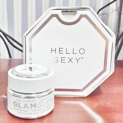 Hello sexy.🙋#glamglowsupermud #clozetteID
