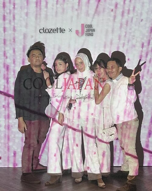 Post this, because supaya fotonya jejer 3 temanya puti-puti Cool Japan, terus supaya later nanti bisa dipakai as memories post gitcu~~.#ClozetteID