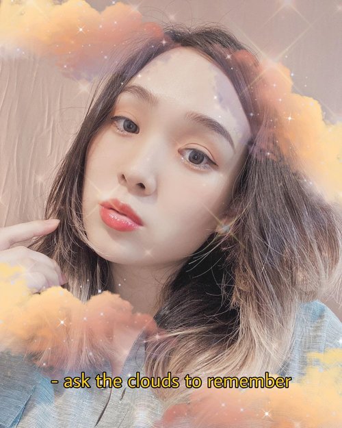 Hello everyone 👋 Look at my lips! It's glowing and color vibrant lipstick 💄It's perfect for using it as daily makeup HOHOHoooo 😘Onnie paket lipstick @immeme_indonesia 007 MYSTERY ROSE ADE오랜만에 셀피💜#iammeme #iammemeindonesia #koreanmakeuplook #selfieofme