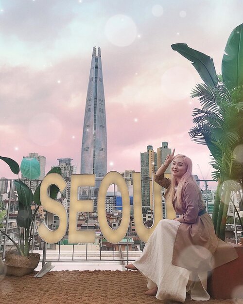 Hi seoul👋🏼I miss seoul, i miss my friends.. 🤧Usually end of the year i have few gangs for celebrating Christmas and New years and meeting area always was In Seoul!🤤How are you my Korean friends?-연말되니 우리 같이 연말파티했던 친구들이 생각이 나네요ㅠ 다들 잘 지내나요? ㅜ-#sohanexplorekorea#seoulism