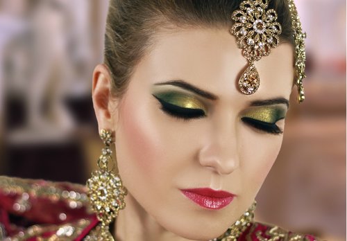 Gold and Green Smokey Eye Bridal Makeup Tutorial - Asian Indian Pakistani Arabic Contemporary Look - YouTube