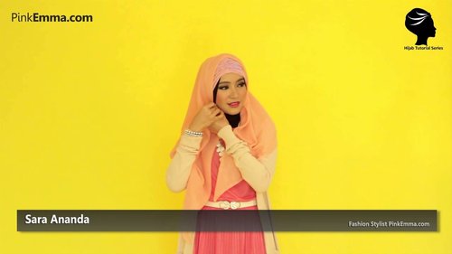 PinkEmma Hijab Tutorial: Bergaya Turban Dengan Pashmina Segi Empat - YouTube#WearItPink Hijab
