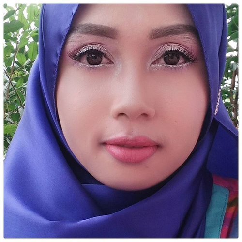 Kurang apa? 
Cari tahu di bit.ly/BSvirly-Val
Atau klik link di bio 💋💋
Lihat juga makeup valentine lain di @beautiesquad
#beautiesquad 
#BSValentineMakeup
#SoftMakeup
#TeamSoft
#JurnalSaya 
#FOTD
#HOTD
#hijabers
#indobeautyblogger
#indonesianfemaleblogger
#clozetteid 
#clozetter