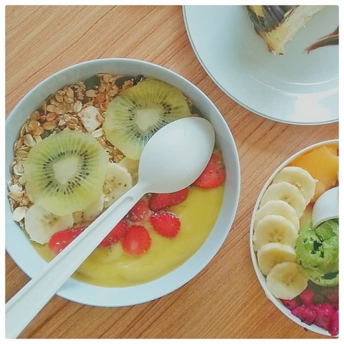 Superfood bowl coz this is Monday
#clozetteid #ggrep #mondaymotivation #mondayvibes #healthyfood #healthylife #LunchWithVirly