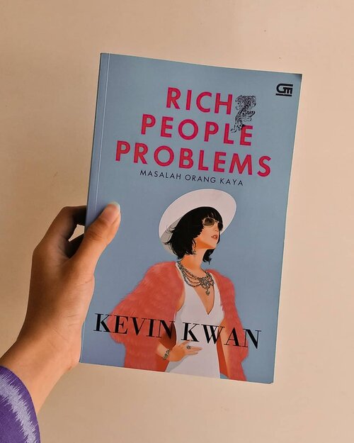 #SobatMisqueen can't relate.My thoughts about this book? I love it. Astrid really is ... something. Everything about Astrid and Charlie is lovable, sweet, yet mature and reasonably makes sense.Who's team Astrid?#richpeopleproblems #crazyrichasians #teamastrid #clozetteid #bookstagram