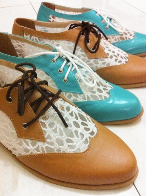 LACY BROWN & BLUE OXFORD 