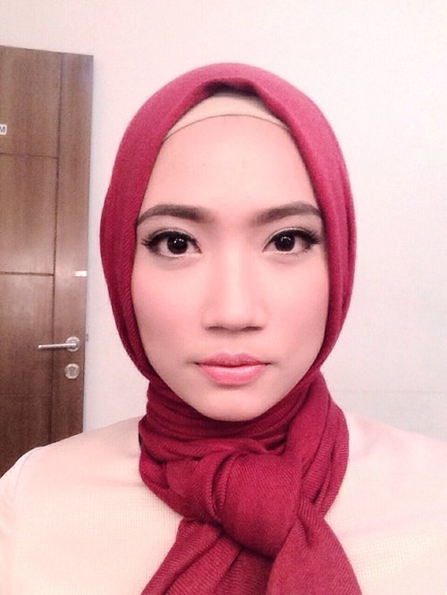 #ClozetteID #makeup #hotd #simplehijab #hijabmakeup