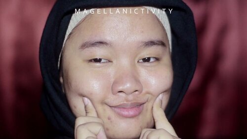 AM Skincare Routine up on my blog!! Karena di video yucub nggak gitu lengkap penjelasan2nya wkwkwkwk kumerasa berdosa jd sekalian aja dah gue tulis di blog. Moga manfaat ya genk!!.Btw, kulit gue tipenya oily and acne-prone (berminyak dan rentan berjerawat). Siapa tau ada yang samaan yuk cek #magellanictivity, link di bio yaa :)..Products on video:@hatomugi.id Skin Conditioner@deciem Salicylic Acid 2% Solution@deciem 100% Plant-Derived Squalane@lalawin.id Matte UV Shield SPF 50 / PA+++@purepawpawid Ointment - strawberry.#clozetteid #setterspace #beautyjournal #beautybloggerindonesia #kbbvbyacb #bloggerceria #bloggerperempuan #beautiesquad #skincareroutine #oilyskin #acneproneskin #amskincare #beautychannelid #SociollaBloggerNetwork #socoid #bunnyneedsmakeup