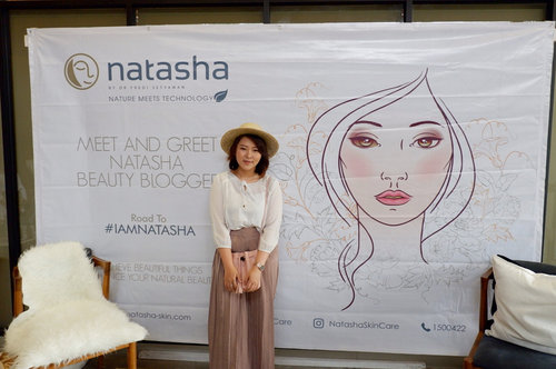 Attending #mngnatasha yesterday with other beauty enthusiast @kalpatreebdg 🌴

Thanks for the invitation! 
For you guys who want to be the face of #iamnatasha , you've got a chance to visit Japan and be their ambassador! Go check @natashaskincare to see more details!