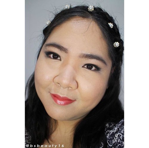 Good evening, here is my version of @chelseaislan look in the @teaterbungapenutupabad for the @sariayu_mt #stealthelookchallenge. In this look I combined the #Sariayu Duo Lipstick in shade DLC-K 8 & DLC K-10 to achieve the fresh coral shade. And to compliment that gorgeous shade, I chose Natural shades using the Sariayu #Krakatau Palette

Now I would like to challenge @archa_makeup @orchita_viona & @oliviasoetikno to join the competition too 😘 good luck! #bsbeauty16 #clozetteid #motd #stealthelook