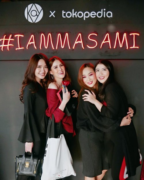 With these pretty ladies at @masamishouko Professional Brush Collection Launching Soirée🥰 see you again anytime soon!💕❤️
.
.
#kayxtokopedia #tokopedia #kaycollection #iammasami #masamishouko @masamishouko @kaycollection @tokopedia #clozetteid