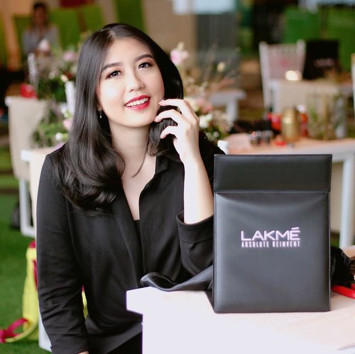 #throwback 2 weeks ago when I attend @lakmemakeup x @archangelachelsea Beauty Class at @tokopedia ‘s tower. Thank you for having me🌹💕....#lakme #beautyclass #tokopediaxlakme #lakmebeautyclass #beautydealight #clozetteid