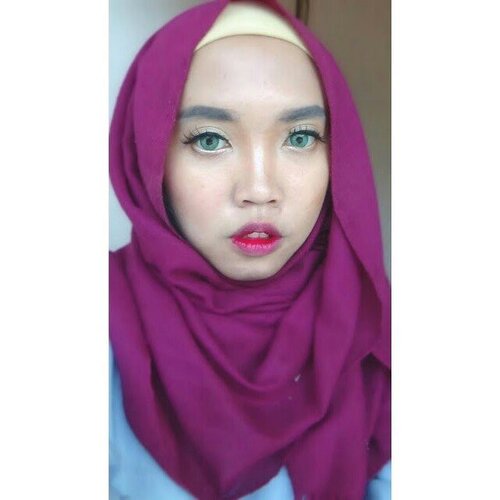 Liptint The Face Shop watery tint ini sekarang jadi favorite aku banget XD

warnannya pigment dan tahan lama udah gitu bibir juga ngga kering kaya liptint2 yang lain

Check my blog for full review ^^ #beautyblogger #beautybloggerindonesia #beautybloggerid #thefaceshop #liptintjunkie #clozetteid