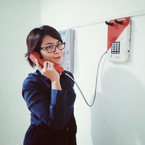 Hello good morning , may I speak with love @djangomellow ? Hahahaha 
Long time ago we had been using this wall phone and now it can't be used and replaced with handphone. 
Everythings has changed and we have to change 😉

#clozetteid #wallphone #wallphones #telephone #era #telephonebox #bepositive #becreative #bethinking #change #changeisgood #challenge #newchallenge #influencer #positive