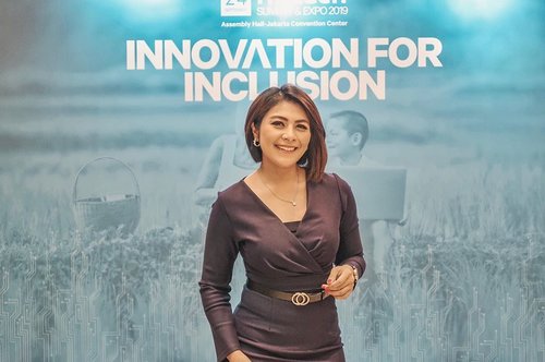 MC for Indonesia Fintech Summit 2019 😊✌🏼 Learn about fintech is fun cz this is the future , can’t imagine 10 years ago we didn’t even know about this. World is moving so fast & I’m sure we need to be moved too. #mc #mcjakarta #host #tvhost #tvpresenter #presenter #clozetteid #fintech #fintechsummit #fintechsummit2019