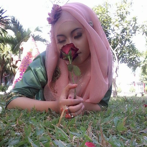 #ClozetteID #hijab #beauty #rose