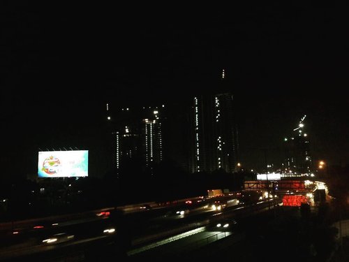 Night view from Grand Metropolitan Mall Bekasi. That tall building right there is Grand Kamala Lagoon. 🌃 #clozetteid