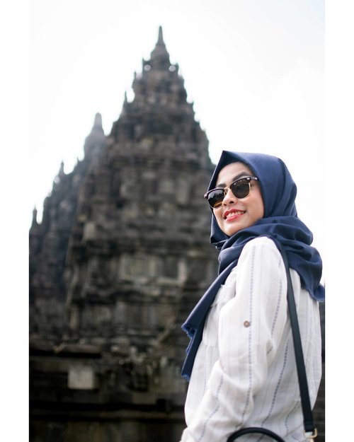 Good morning from Yogyakarta 😊. 📷 by @yudapermana_. #clozetteid #clozetteambassador #instalike #yogyakarta #exploreyogyakarta #fotografi #nikon #tamron #sony #sonyalpha #candi #indonesia #exploreindonesia