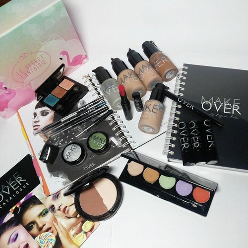 My @makeoverid collection :))
#makeup #makeoverid #makeoverindonesia #clozetteID #clozettecrew #clozetteambassador #beauty #beautyblogger #bbloggers #bblogblogger #bblogger #blogger #bloggers #foundation #eye #eyes #eyebrow #eyeshadow
