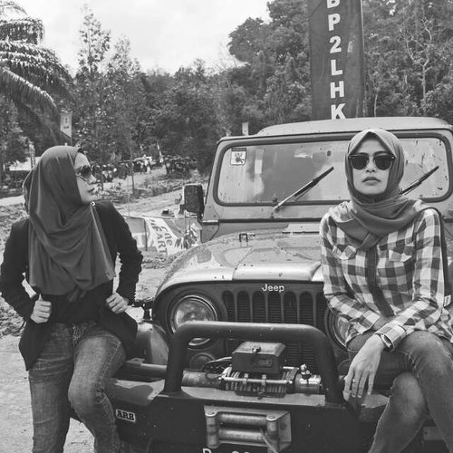 Kangen ngtrip bareng lagi. Kayanya kita memang orang yang gak bisa diem di satu tempat 😧😧.
#travel #travelblogger #travelling #clozetteid #clozetteambassador #jeep #instalike #blogger #mtma #palembang #sumatraselatan #instatravel #traveller #indonesia #exploreindonesia #bestfriend #hijab #hijabtraveller