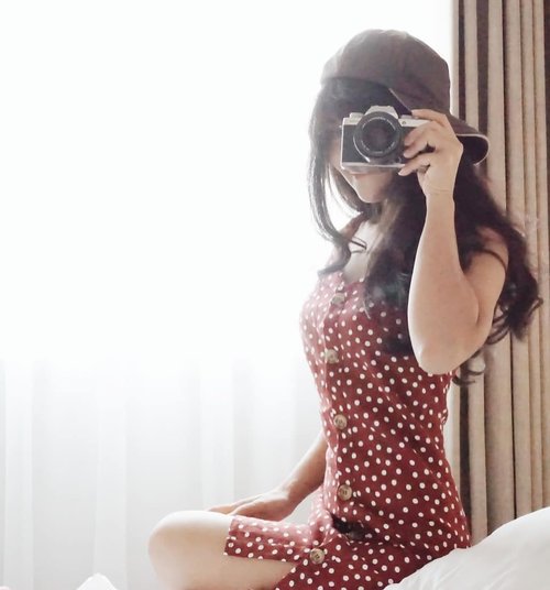 'CLICK'. I capture the beauty and the uniquely you. I keep the photo album in my heart. That's the place where no one can take away the memory of you and I :)
#photograph #camera #snap #polkadot #dress #minidress #clozetteid